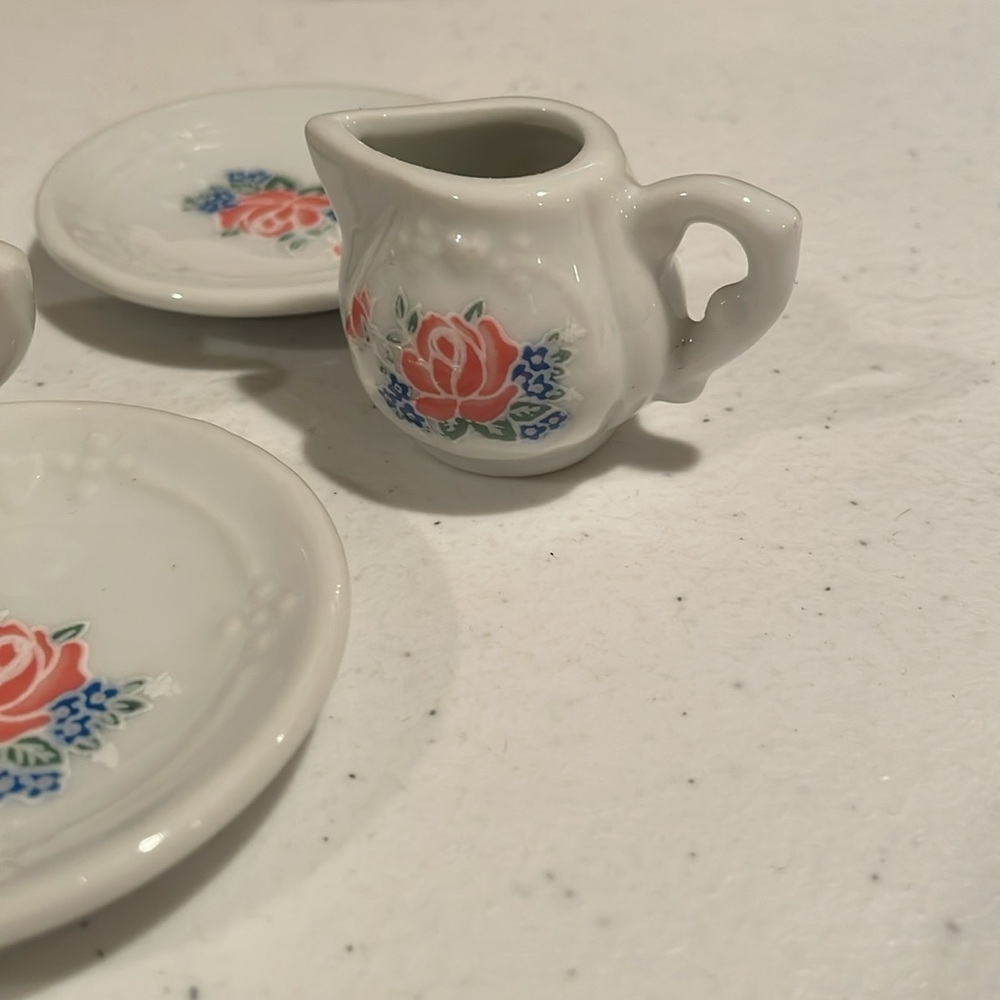 Floral Miniature Tea Set - Picture 6 of 8